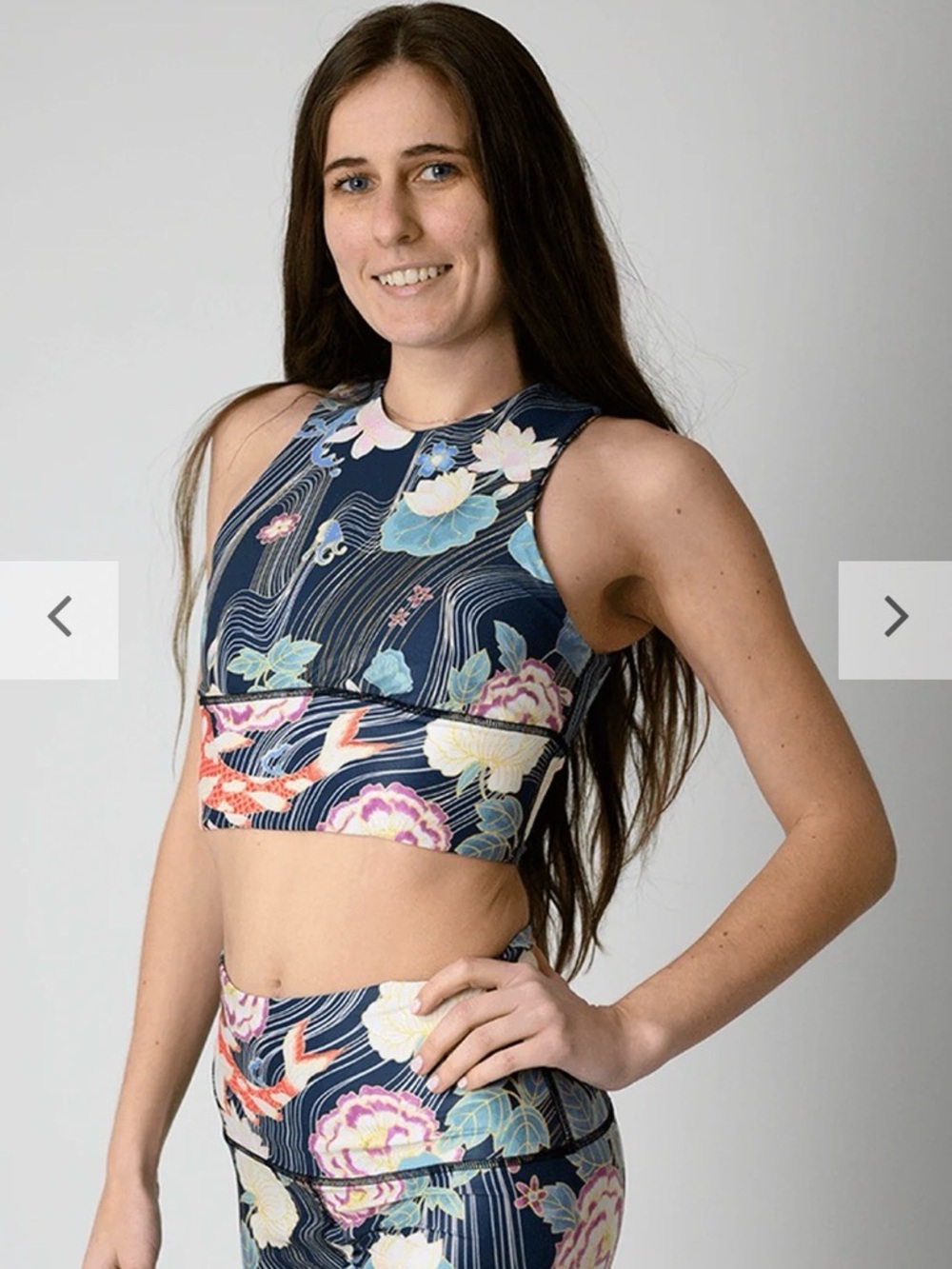 NWT Yoga Democracy Free Range Sports Bra Large